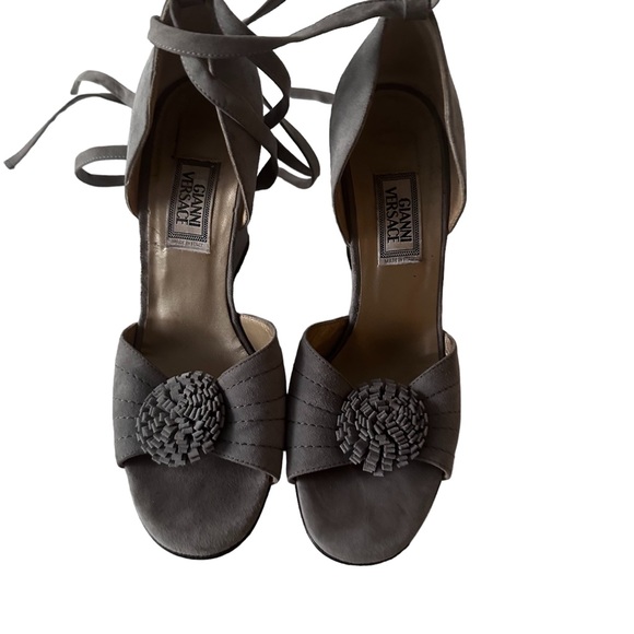 Versace-Gianni Grey Wedge Lace UP Shoes. Size 37.5 (7).